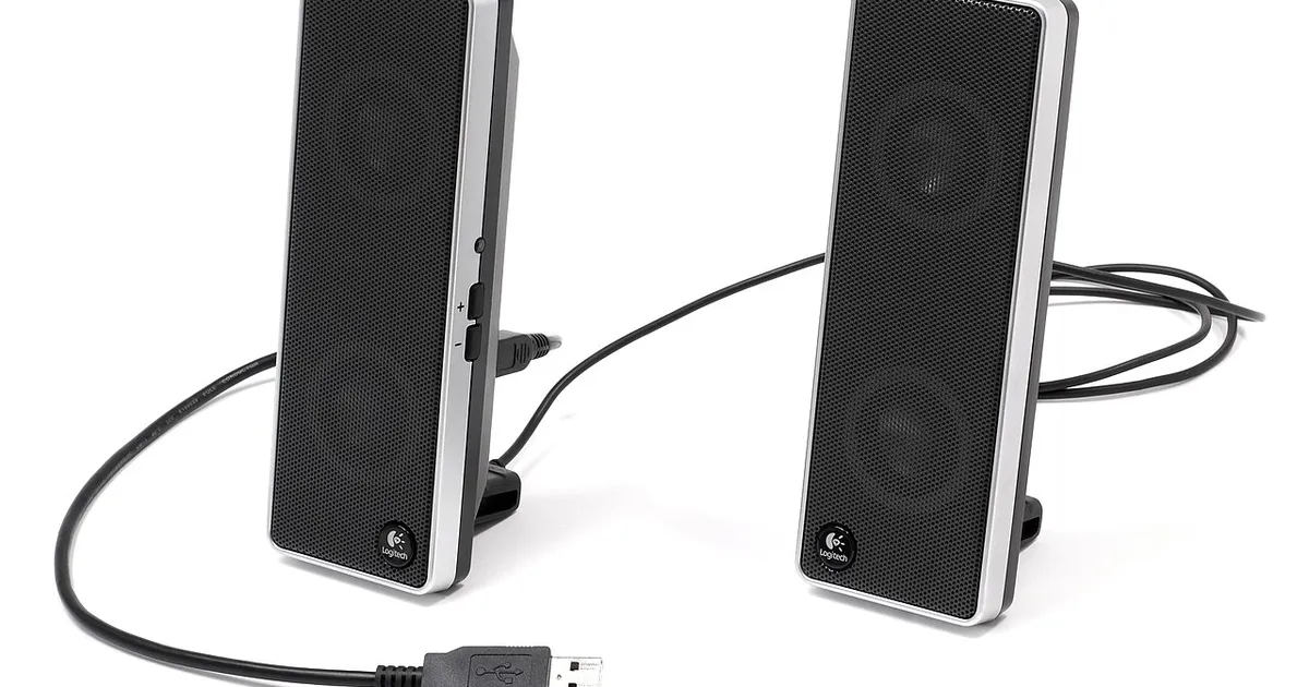Desktop computer speakers